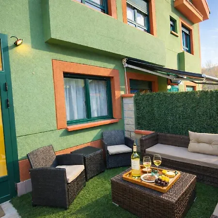 샬레 Casa Vacacional El Alisu